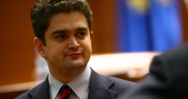 Stire din Politică-Administrație : Paleologu sugerează ca PDL să se delimiteze de șeful ANOFM