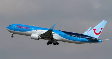 Stire din Actualitate : Avion întors de urgență pe aeroport!