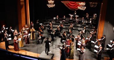 Stire din Cultură-Educație : Festivalului Internațional al Muzicii și Dansului va fi deschis de dirijorul Tiberiu Dragoș Oprea