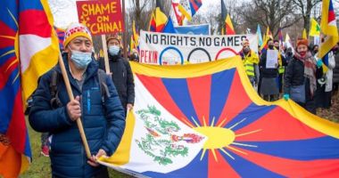 Stire din Actualitate : Tibetanii denunţă „Jocurile ruşinii” de la Beijing în faţa sediului Comitetului Olimpic Internaţional