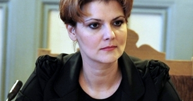 Stire din Politică-Administrație : "Voucherele de vacanță și norma de hrană se vor acorda de la începutul anului viitor"