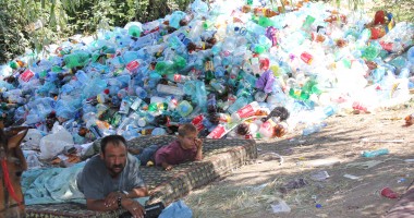 PATA DE PE OBRAZUL CONSTANȚEI. ȘATRELE în goana după PET-uri - 3