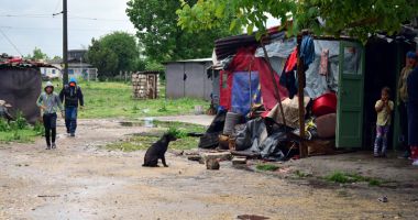 Ghetoul de pe Munții Tatra se mută la "Henri Coandă"? - 6