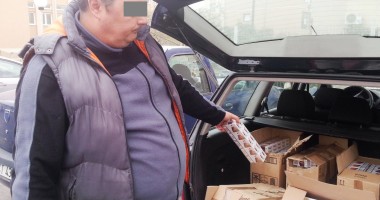 Stire din Eveniment : Peste 30.000 de țigarete de contrabandă, confiscate