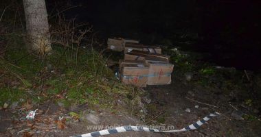 Aproximativ 18.500 de pachete cu țigări, descoperite la frontieră