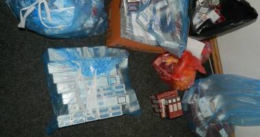 Stire din Eveniment : CAPTURĂ LA CONSTANȚA / Țigări de contrabandă descoperite de jandarmi