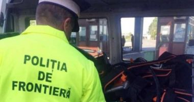 Stire din Eveniment : Captură la graniță: țigări și alcool, în bagajele unui bulgar