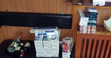 Stire din Eveniment : Țigări și alcool, ascunse pe o navă. Marinarii, acuzați de contrabandă
