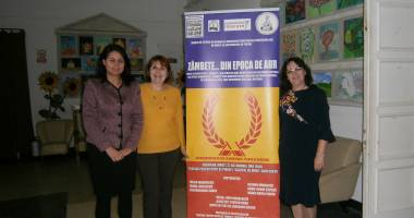 Stire din Cultură-Educație : Tinerețea s-a întâlnit cu "Epoca de aur", la "Căluțul de mare"