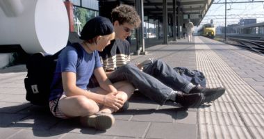 Stire din Social : Peste 1.400 de tineri români vor putea călători gratuit cu trenul, în această vară, prin Europa