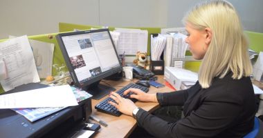 Stire din Politică-Administrație : Tinerii, așteptați să se înscrie pentru programul de Internship al Guvernului