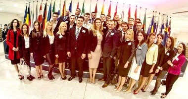 Stire din Politică-Administrație : Tinerii liberali din Constanța, în vizită la Parlamentul European