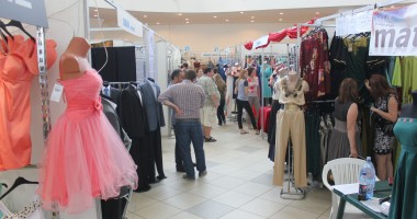 Stire din Economie : Tinimtex / 70% dintre expozanți sunt producători