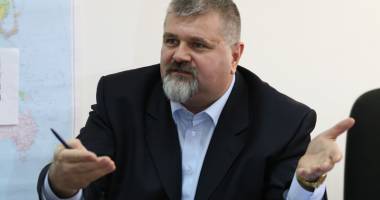 Stire din Politică-Administrație : "Ținta PMP este  să avem cei mai mulți membri activi până la alegerile de anul viitor"