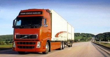 Stire din Eveniment : Șofer de TIR, prins băut pe Autostrada A2