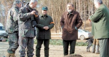 Stire din Eveniment : Vânătoarea de la Balc: Ion Țiriac și Wolfgang Porsche ajung astăzi la Oradea. Ce invitați mai are omul de afaceri