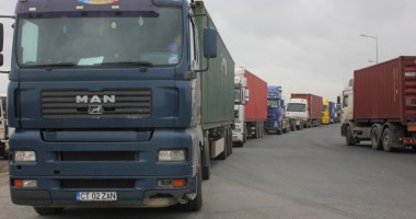 Stire din Economie : Direcția Generală a Vămilor / De când se vor aplica măsurile speciale de efectuare a controlului vamal