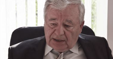 Prof. Ioan Leș primește titlul de Doctor Honoris Causa la Constanța