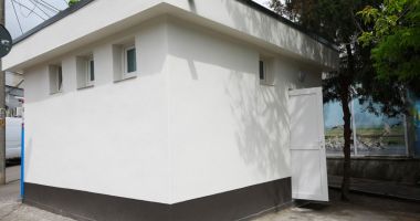 Stire din Social : A fost reabilitată toaleta publică din zona Amea II