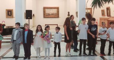 Stire din Cultură-Educație : "Arămiu de Toamnă", spectacolul copiilor talentați, la Muzeul de Artă