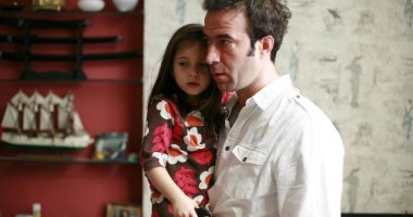 Stire din Cultură-Educație : "Toată lumea din familia noastră", filmul lui Radu Jude, marele câștigător al Festivalului din Namur