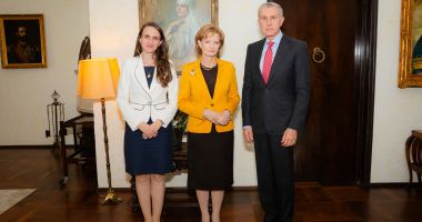 Stire din Politică-Administrație : La Palatul Elisabeta, s-a discutat agenda externă a Familiei Regale pentru 2026