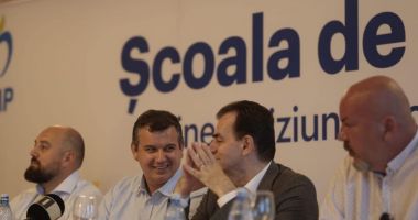 Stire din Politică-Administrație : Ludovic Orban și Eugen Tomac se întâlnesc în acest weekend în stațiunea Mamaia