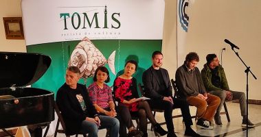 GALERIE FOTO. Moment așteptat de comunitatea culturală constănțeană. Noua serie a revistei „Tomis”, lansată în fața unui public numeros - 5