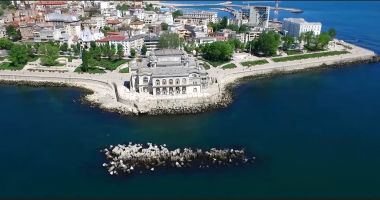 Stire din Social : Malurile din zona Cazinoului din Constanța vor fi consolidate. Cât costă lucrările