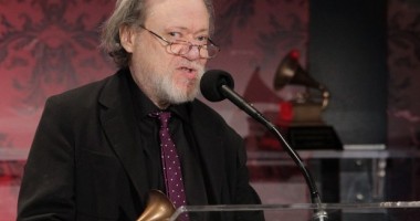 Stire din Monden : A murit Tommy Ramone, membru fondator al trupei The Ramones