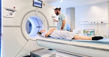 Stire din Sănătate : Sfatul specialistului. În ce situații este recomandată tomografia