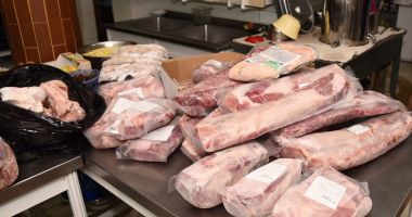 Stire din Social : Tone de alimente neconforme, confiscate și distruse