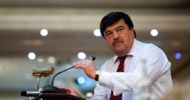 Stire din Actualitate : Toni Greblă refuză să demisioneze din fruntea AEP. 'Am organizat alegerile impecabil'