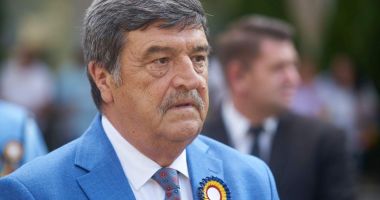 Stire din Politică-Administrație : Autoritatea Electorală Permanentă a dispus un control privind veniturile şi cheltuielile AUR