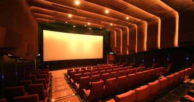 Stire din Social : Ochelarii și ceasurile deștepte, interzise în cinematografe