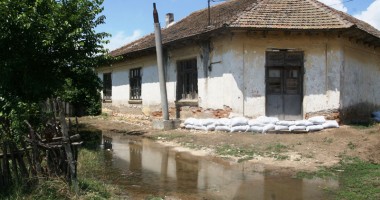 Satele din zona Dobrogei, amenințate de Dunărea umflată - 4