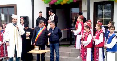 Primarul din Topraisar, Stelian Gheorghe, a inaugurat noul after-school și parcul din comună - 2