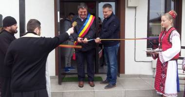 Primarul din Topraisar, Stelian Gheorghe, a inaugurat noul after-school și parcul din comună - 5