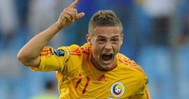 Stire din Sport : Gabriel Torje, singurul absent de la antrenamentul echipei naționale