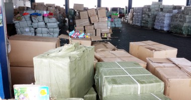Stire din Eveniment : Tot mai puține jucării chinezești ajung la copiii români