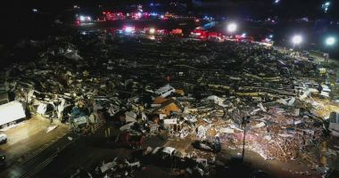 Stire din Actualitate : Până la 100 de morți în urma tornadelor din SUA. O fabrică s-a prăbușit peste cei 110 muncitori