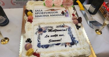 Marea gimnastă, Simona Amânar a ajuns la Constanța. A "botezat" simbolic Sala Sporturilor - 3