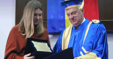 Stire din Sport : Tot respectul! Simona Halep a devenit "Ambasador"  al Universității "Ovidius"