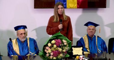 Tot respectul! Simona Halep a devenit "Ambasador"  al Universității "Ovidius" - 4