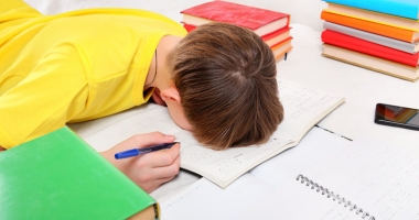 Stire din Cultură-Educație : Numărătoarea inversă a început și pentru elevii de-a VIII-a