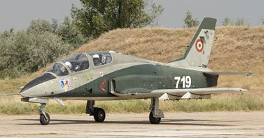 Totul despre avionul românesc IAR - 99 Șoim și producătorul său - 2