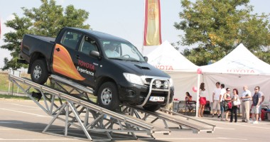 Caravana Toyota Experience 2011 a poposit și la Constanța