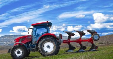Stire din Economie : Programul RABLA pentru tractoare noi, amânat