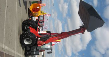 Tractorul românesc "Tagro", vedeta Târgului EXPOAGROUTIL - 7
