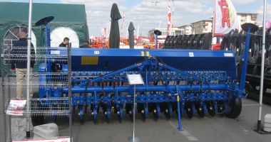Tractorul românesc "Tagro", vedeta Târgului EXPOAGROUTIL - 8